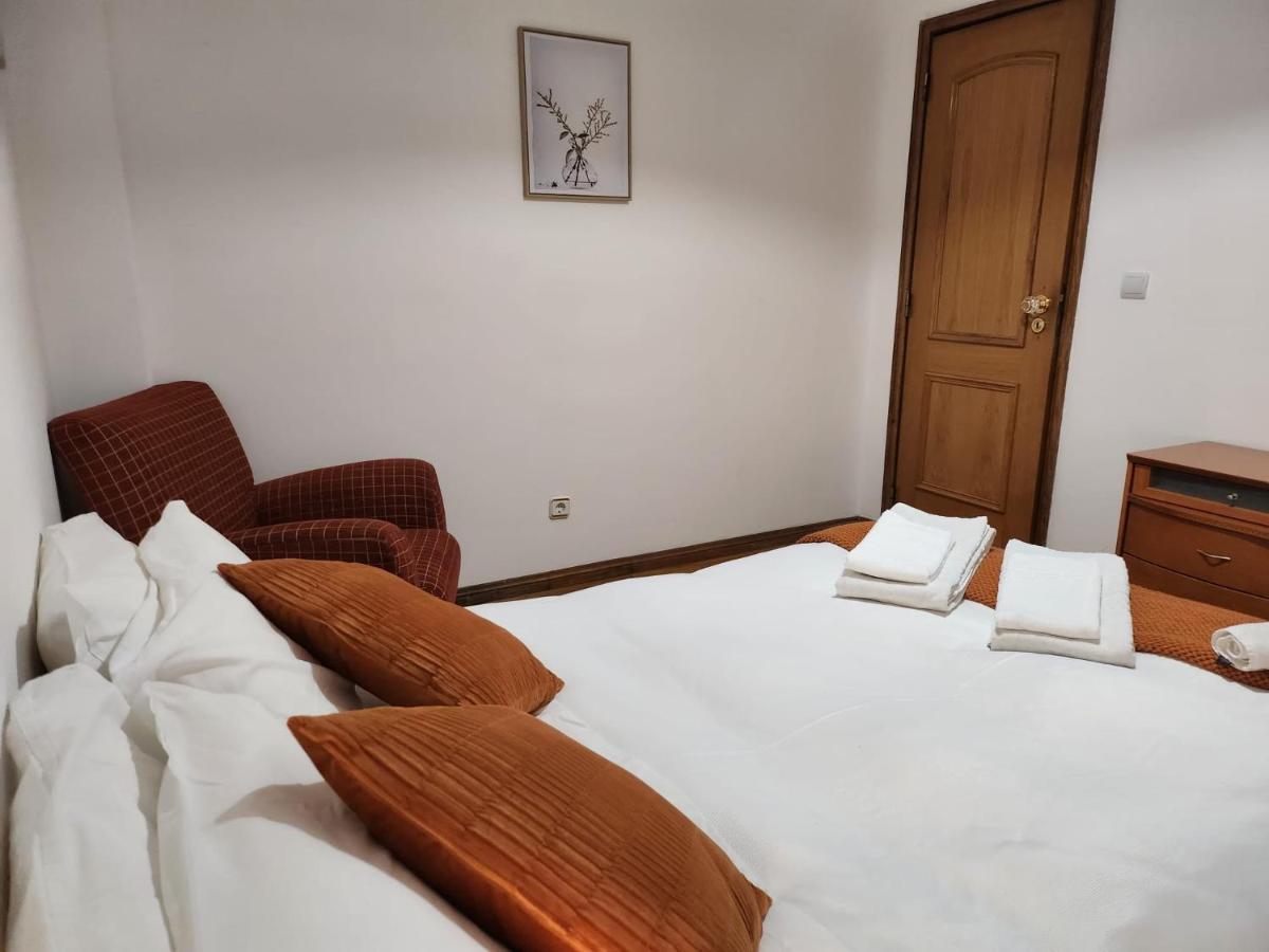 A Casa De Pedra Hotel Amora Luaran gambar